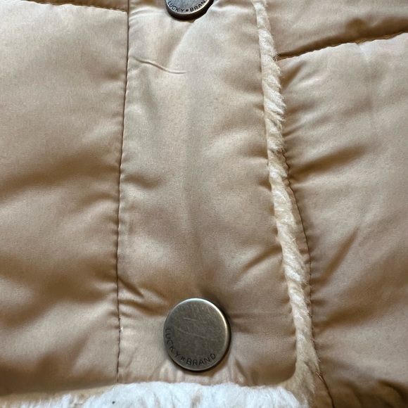 Lucky brand Reversible faux shearling vest - Picture 6 of 10